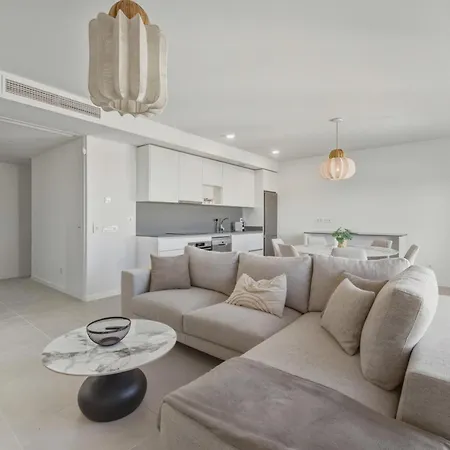3025 Elegant With Terrace And Pool Apartmán *